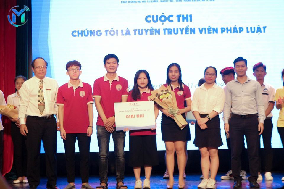 Đội thi của trường đại học Mở TP. Hồ Chí Minh đã xuất sắc giành giải Nhì chung cuộc trong phần thi “Chúng tôi là tuyên truyền viên Pháp Luật”